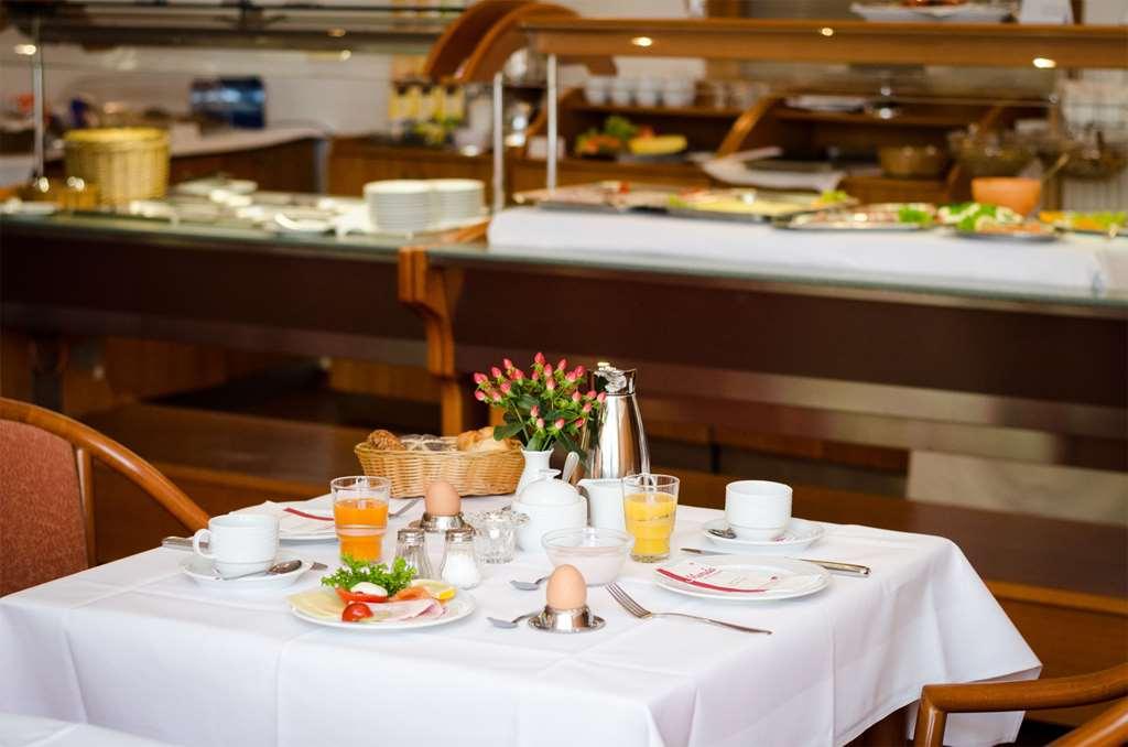 Morada Hotel Gifhorn Nhà hàng bức ảnh